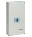 MC1/160 - Gabinete NEMA tipo 1 para interruptores Megatiker M1 160 E/N.